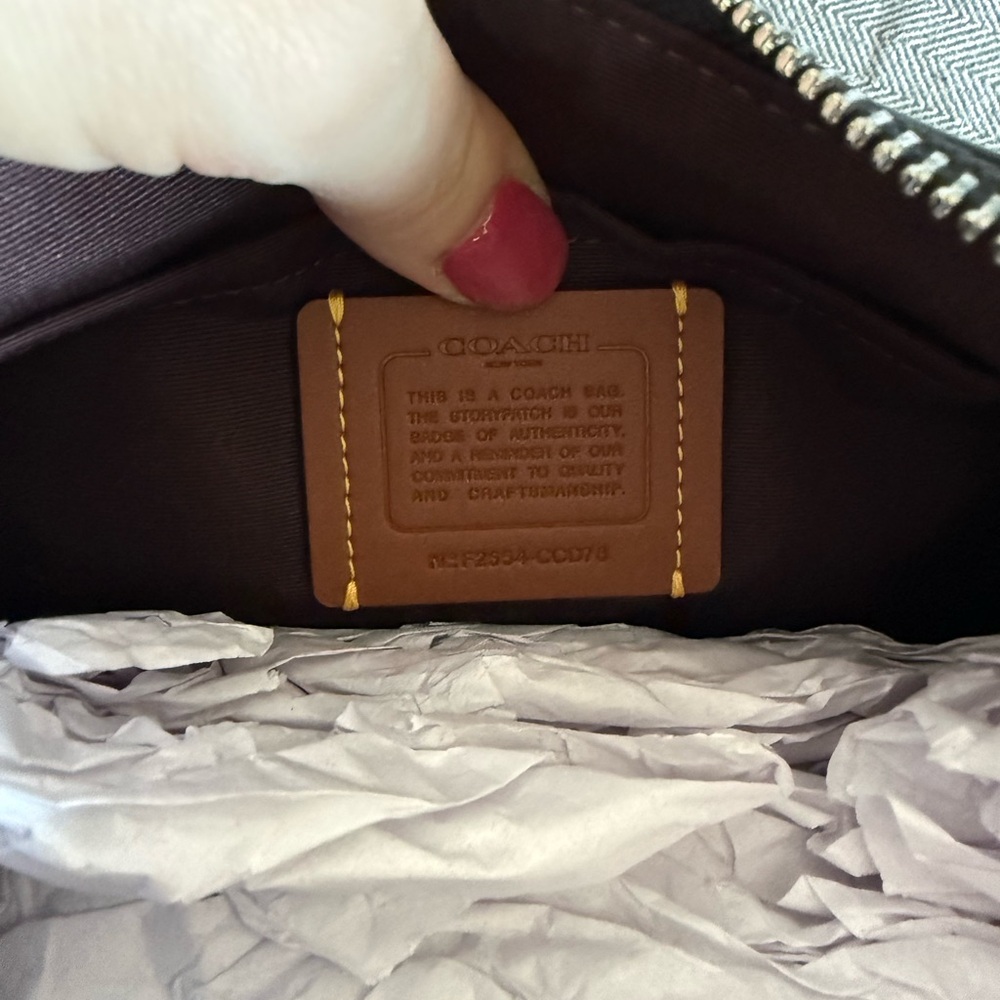 Coach Teri Shoulder Bag - Picture 6 of 6